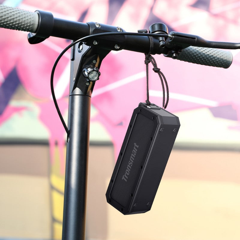 Parlante-Altavoz-Element-Force-Plus-Tronsmart-en-bicicleta-Cyber-Regalos-para-Ciclistas